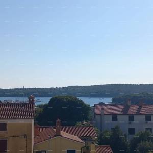 Stan u novogradnji s panoramskim pogledom na more, Medulin