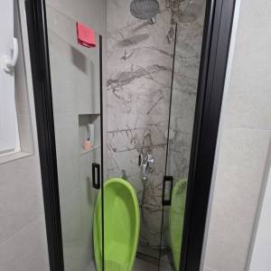 Stara Novalja: apartman, 66.80 m2, visoko prizemlje, drugi red do mora!