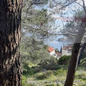 Sumartin građevinsko zemljište 750 m2 + poljoprivredno 4268 m2 uz more