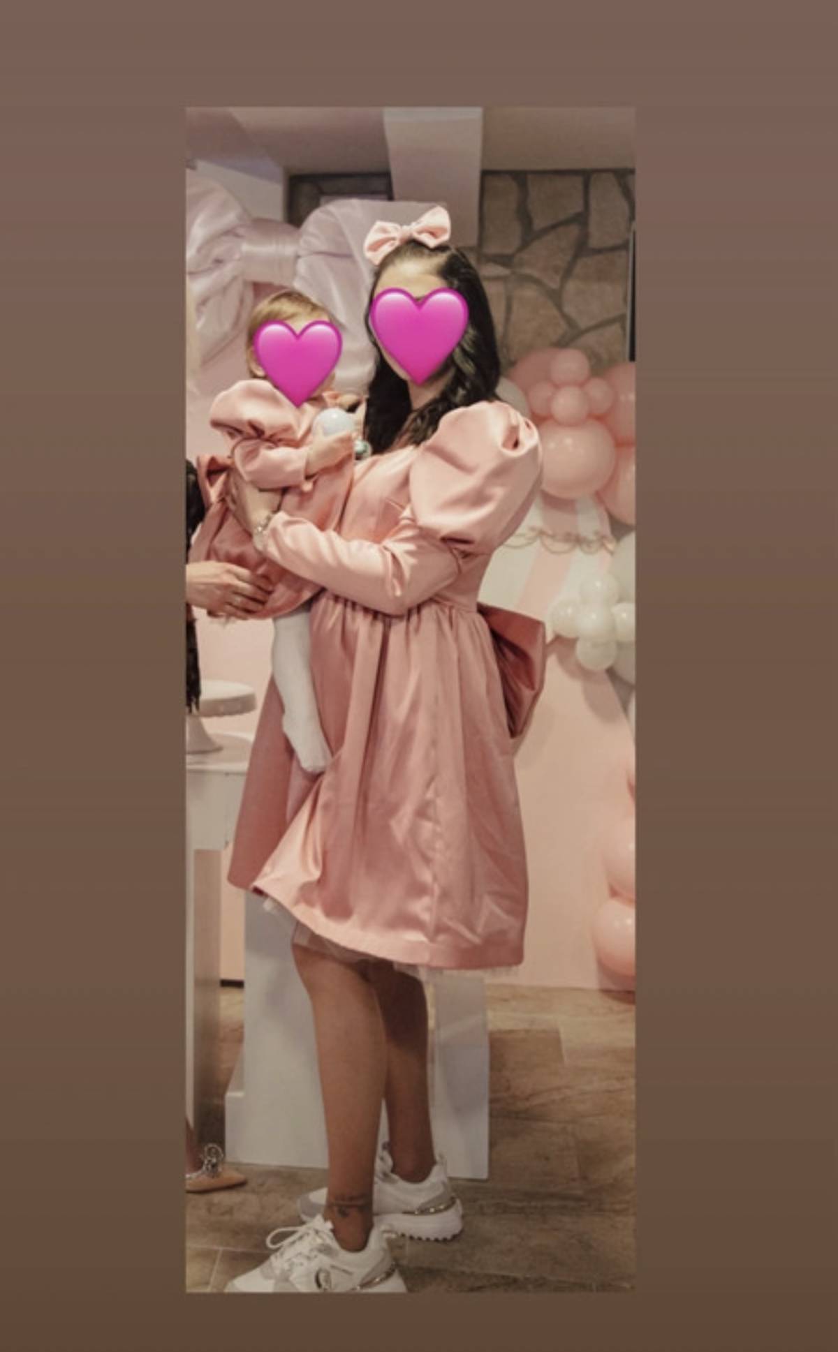 Svecane haljine za mamu i bebu