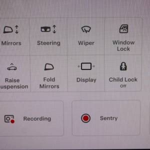 Tesla Model S Plaid 1022ks FULL OPREMA reg 12/2026