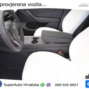 Tesla Model Y 534 KS / ACC+PANO+KAM+GR SJED+KEY+LANE