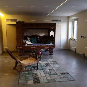 Top lokacija! Dvoetažni penthouse s parkirnim mjestom i pogledom na more, Umag!