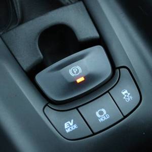 Toyota C-HR 1.8 Hybrid AUTOMATIK *LED, NAVIGACIJA, KAMERA*