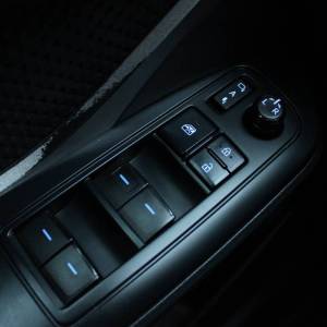 Toyota C-HR 1.8 Hybrid AUTOMATIK *LED, NAVIGACIJA, KAMERA*