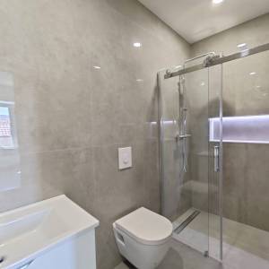 TRIBALJ- Renovirana kuća s bazenom