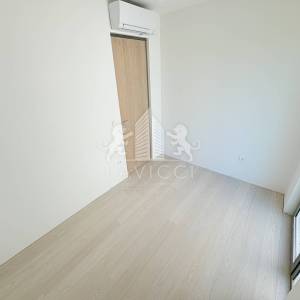 Trosoban stan u novogradnji s podzemnom garažom - Diklovac, Zadar