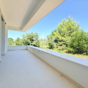 Trosoban stan u novogradnji s podzemnom garažom - Diklovac, Zadar