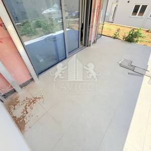 Trosoban stan u novogradnji s garažom i vrtom - Diklovac, Zadar