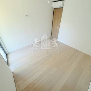 Trosoban stan u novogradnji s garažom i vrtom - Diklovac, Zadar