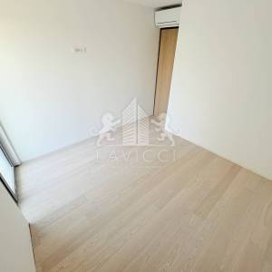 Trosobni penthouse u novogradnji s krovnom terasom - Diklovac, Zadar