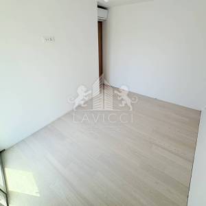 Trosobni penthouse u novogradnji s krovnom terasom - Diklovac, Zadar