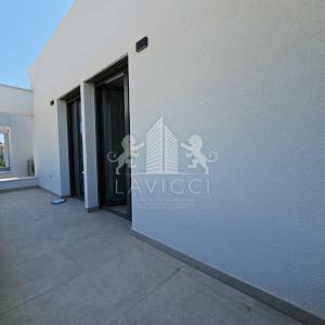 Trosobni penthouse u novogradnji s krovnom terasom - Diklovac, Zadar