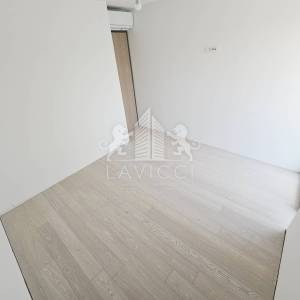 Trosobni penthouse u novogradnji s krovnom terasom - Diklovac, Zadar