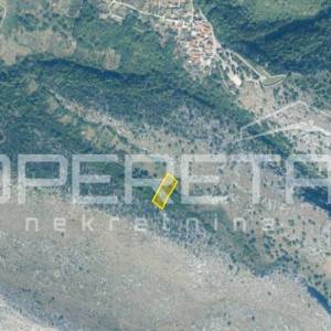 Tugare Naklice, poljoprivredno zemljište 2.881 m2