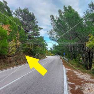 Tugare, Naklice, poljoprivredno zemljište 1.736 m2