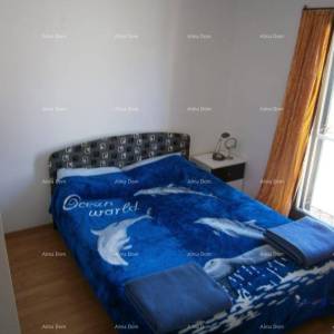 Umag, Četverosobni stan u novogradnji, 200 m od mora