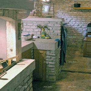 UMAG, Kuća, 144 m², s velikim vrtom i ljetnom kuhinjom, potpuno renovirana!