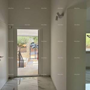 UMAG – Kuća s bazenom i tri odvojena apartmana