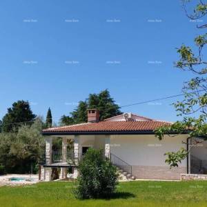 UMAG – Kuća s bazenom i tri odvojena apartmana