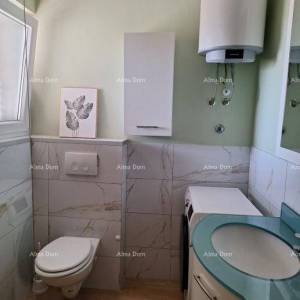 UMAG – stan u centru, 300 m od mora