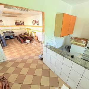 Uređena dvojna kuća s velikom okućnicom - Smiljevac, Zadar