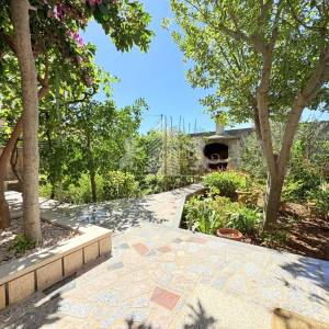 Uređena dvojna kuća s velikom okućnicom - Smiljevac, Zadar