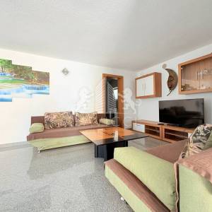 Uređena i opremljena kuća s 4 sobe, 250 m od mora - Vir