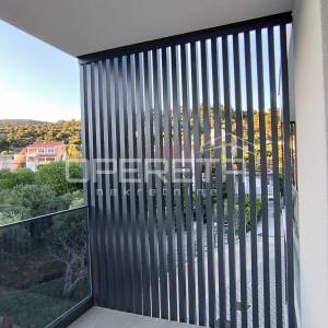 Useljiv stan novogradnja! Penthouse s krovnom Terasom u Poljica/Marina kraj Trog