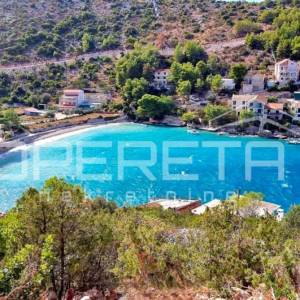 Uvala Prapatna, investicijsko zemljište u mirnoj zoni