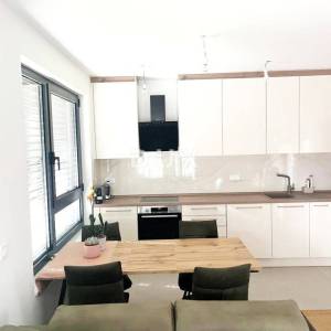 VELIKA GORICA - Potpuno namješten trosoban stan, NOVOGRADNJA