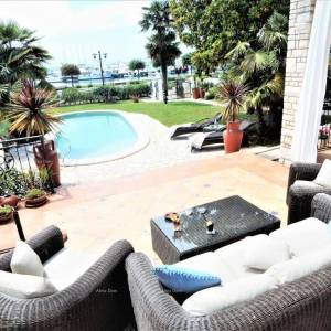 Vila, prvi red uz more, Umag!