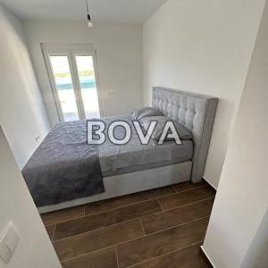 Villa 167 m2 – Rovanjska *Prvi red do mora* (ID-2318)
