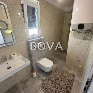 Villa 167 m2 – Rovanjska *Prvi red do mora* (ID-2318)