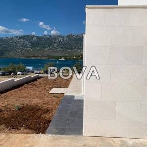 Villa 167 m2 – Rovanjska *Prvi red do mora* (ID-2318)