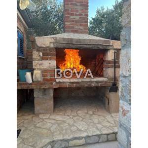 Villa 241 m2 – Ždrelac *30m od mora* (ID-2547/E)