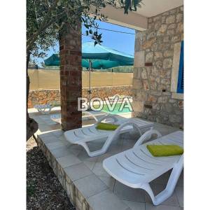 Villa 241 m2 – Ždrelac *30m od mora* (ID-2547/E)