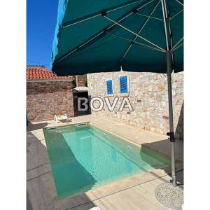 Villa 241 m2 – Ždrelac *30m od mora* (ID-2547/E)