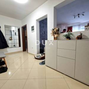 VIŠKOVO, CENTAR - 2S+DB, 70m2 u prizemlju