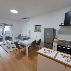 Visoka, Split, 1. iznajmljivanje, parking