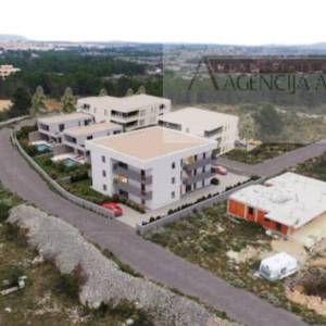 Vodice Srima građevinsko zemljište 1506 m2 top lokacija - novo!