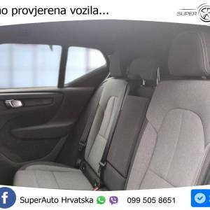 Volvo XC40 1.5 T2 Aut. Core 129 KS, KAM+VIRT+GR SJED+LED+LANE