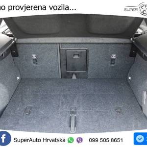 Volvo XC40 1.5 T2 Aut. Plus Dark 129 KS, VIRT+KEY+GR SJED+LED+LANE