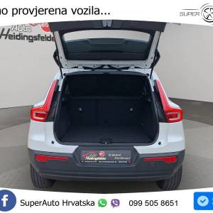 Volvo XC40 1.5 T2 Momentum Core 129 KS, KAM+VIRT+GR SJED+LED+LANE