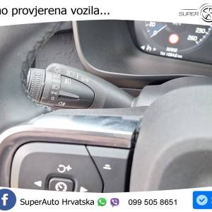 Volvo XC40 1.5 T2 Momentum Core 129 KS, KAM+VIRT+GR SJED+LED+LANE