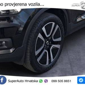 Volvo XC40 1.5 T3 Momentum Pro 163 KS, 360°+KEY+GR SJED+VIRT+LANE