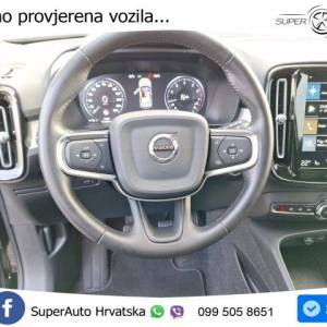 Volvo XC40 1.5 T3 Momentum Pro 163 KS, 360°+KEY+GR SJED+VIRT+LANE