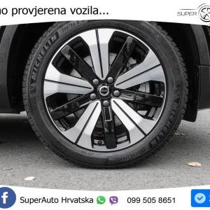 Volvo XC40 1.5 T4 Aut. Core 129 KS, KAM+GR SJED