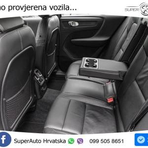 Volvo XC40 1.5 T4 Aut. Core 129 KS, KAM+GR SJED
