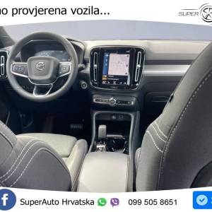 Volvo XC40 1.5 T4 Aut. Plus Bright 129 KS, KAM+KEY+LED+VIRT+LANE